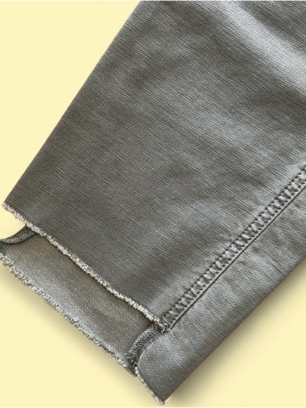 7 Diamonds Wide-Leg Jeans in Dusty Blue - Picture 4 of 9
